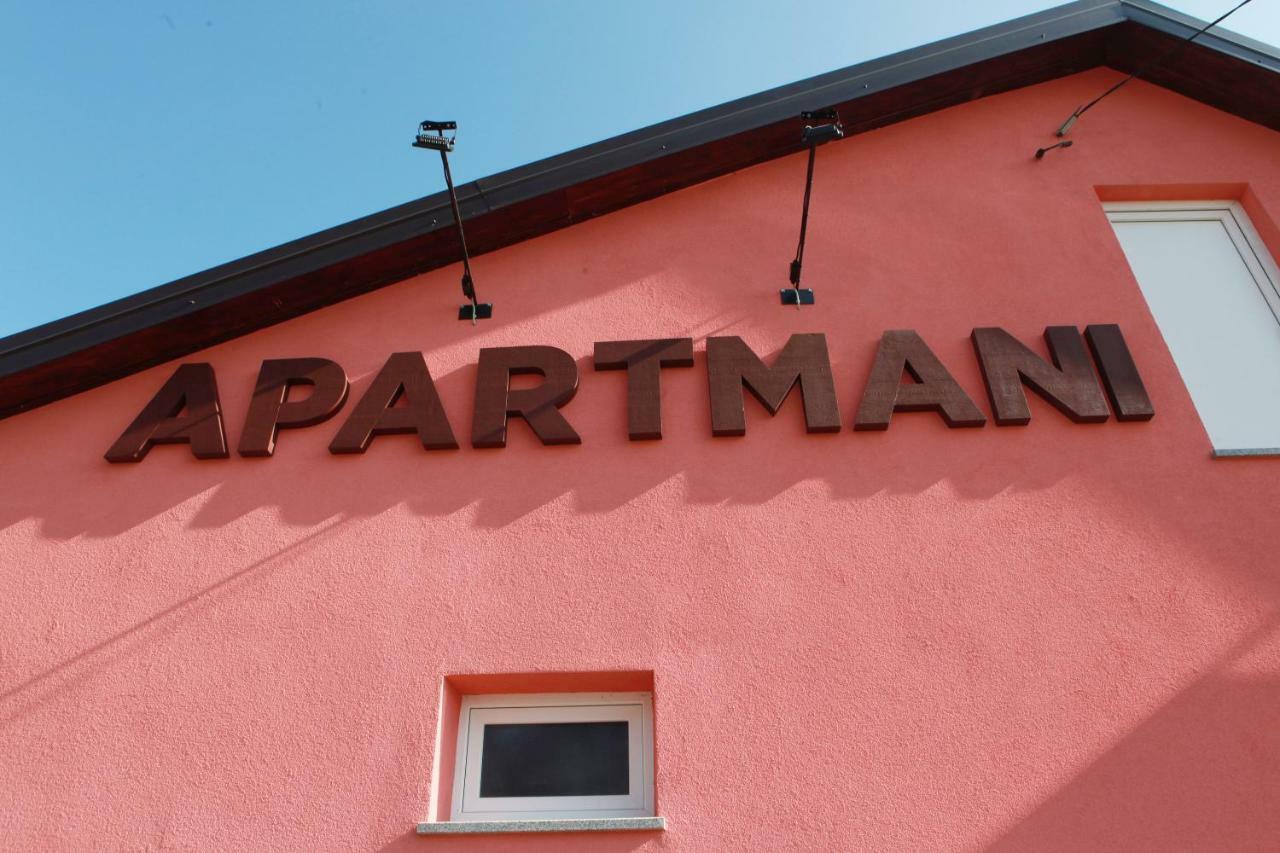 Apartman Kupa 卡尔洛瓦茨 外观 照片