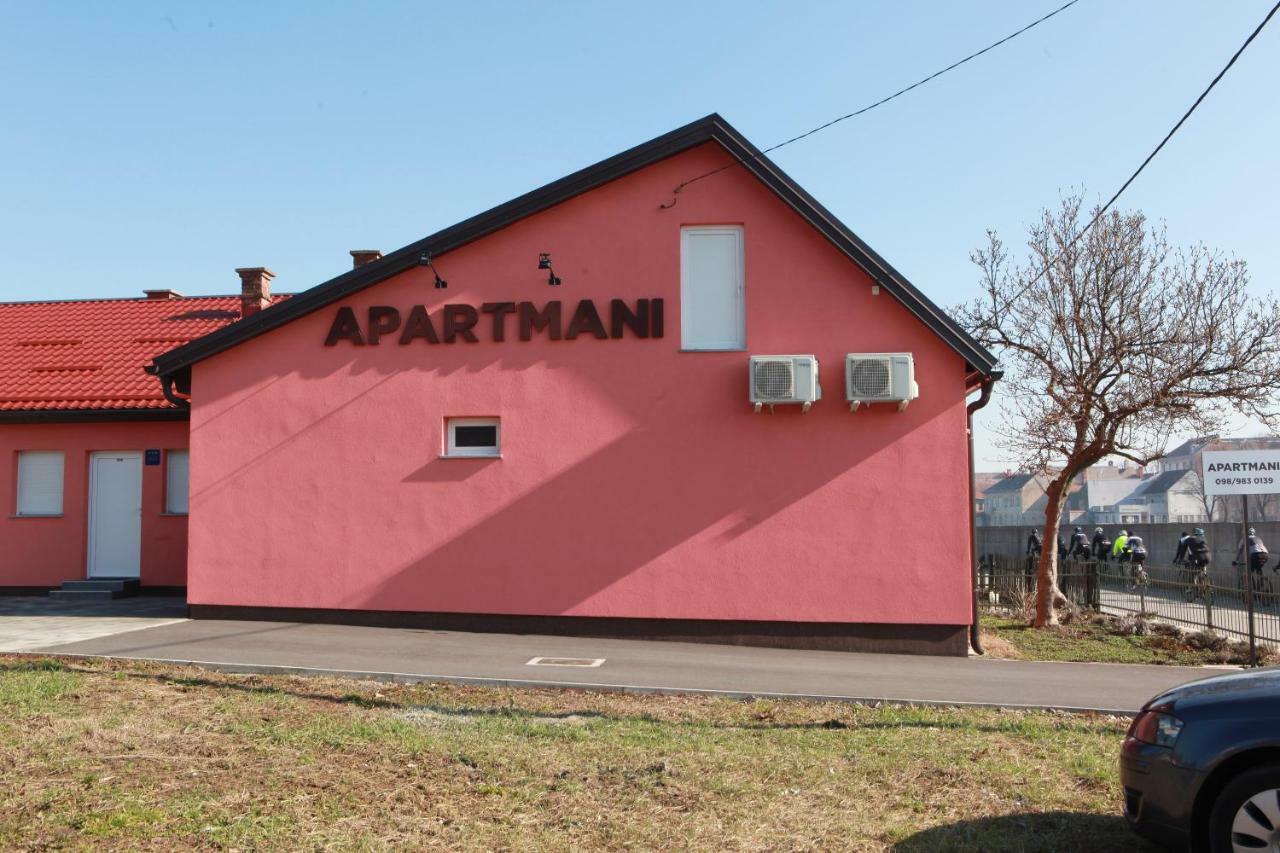 Apartman Kupa 卡尔洛瓦茨 外观 照片